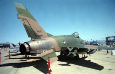 rsz_f105_thunderchief_01.jpg